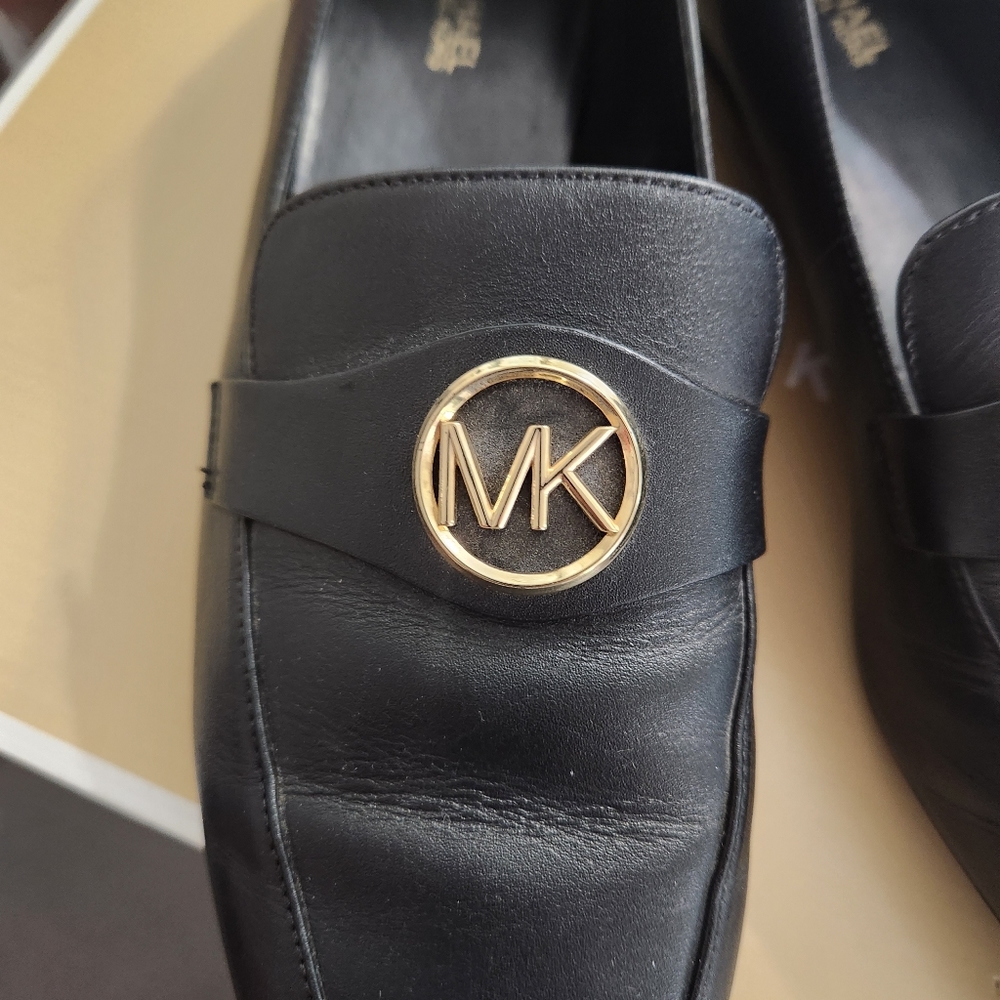 Michael Kors Flats